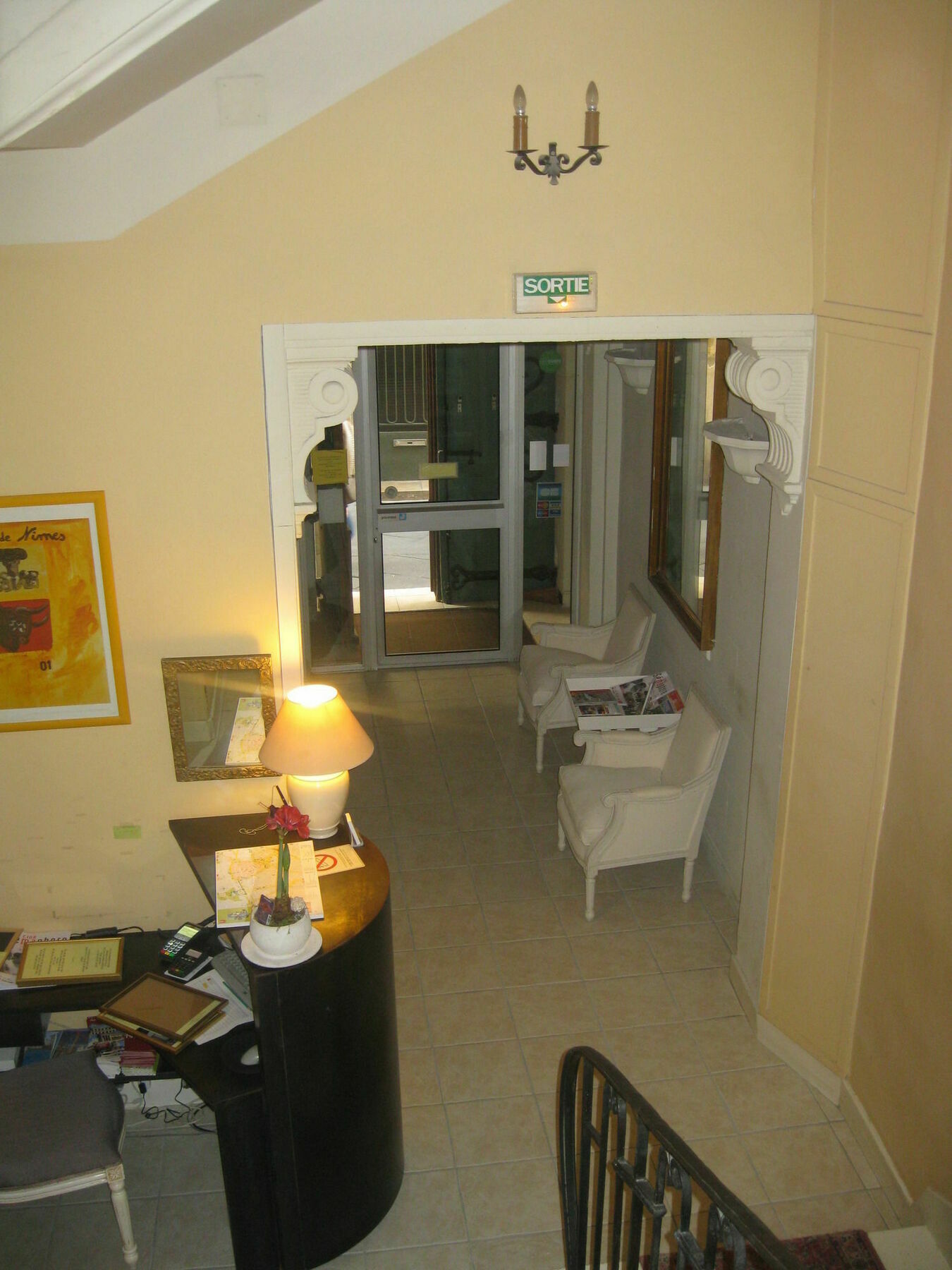 Hotel De L'Amphitheatre Nîmes Zewnętrze zdjęcie